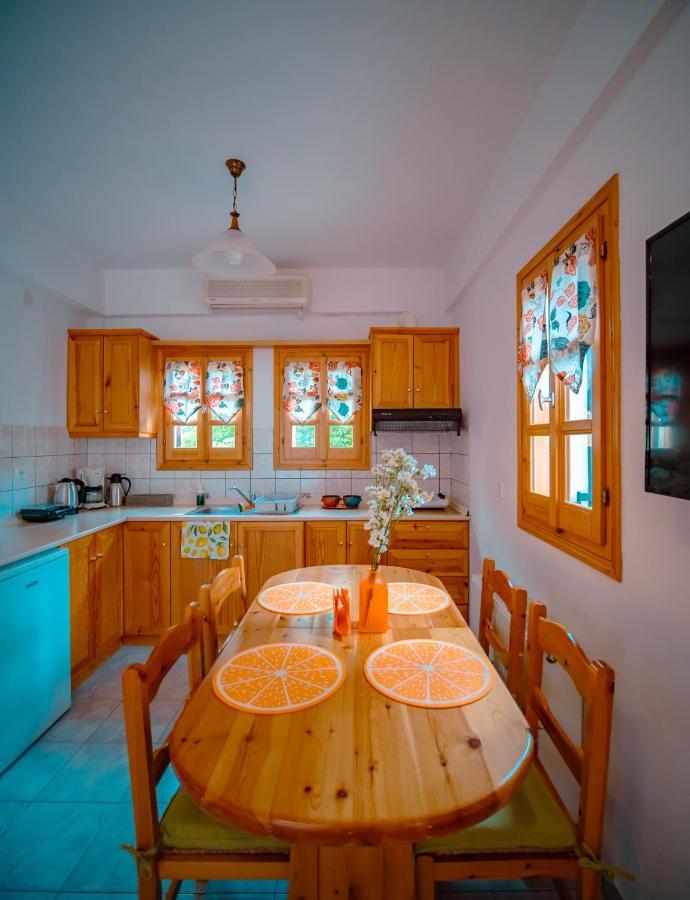 Orange House For Big Families In Damouchari - Delicious Houses Exterior foto